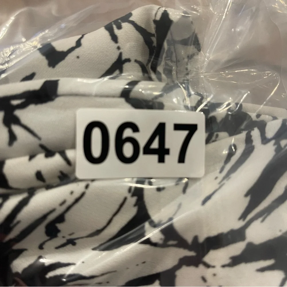 Rober Rodriguez Skirt Women’s Sz 2 Black White Floral Flowy Feminine Spring